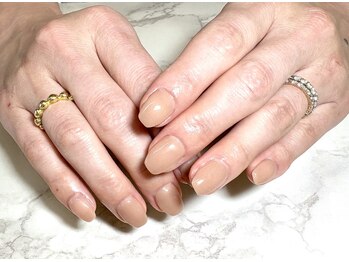 ベージュワンカラーネイル♪