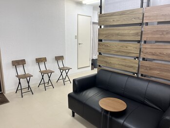 エヌスタイル 上大岡(N-Style)/待合