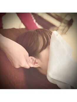 セブンラボ ドライヘッドスパ(7Lab Dry Head Spa)の写真/ヘッドだけじゃない。“全身を整える”極上スパ体験◇光と香りに包まれて、脳と体が整う至福の時間を提供♪