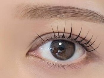 キオラ(Kiora)の写真/《似合う眉毛が分からないを解決★》高技術×丁寧なカウンセリングで綺麗な仕上がり&モチは当店へお任せ!