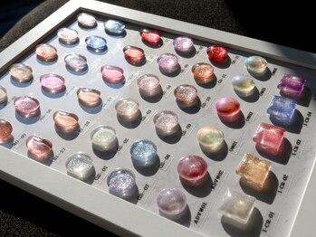 ヴェリアス(VARIOUS)/