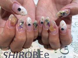 たっぷり天然石ネイル★