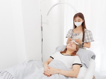 アール ビューティーサロンスパーブ(R BEAUTY SALON SUPERB)/ふかふかリクライニングチェア