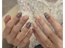 秋冬人気のニュアンスチェック