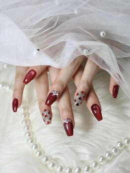 お爪かわいいネイルサロンの写真/【完全個室で人の目を気にせずリラックスできる☆】貴女の「理想」叶えて見せます♪パーツ800種類ご用意☆