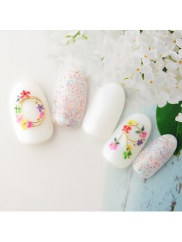 ラ カゼッタ(La casetta)/ワイヤーリース押し花ネイル