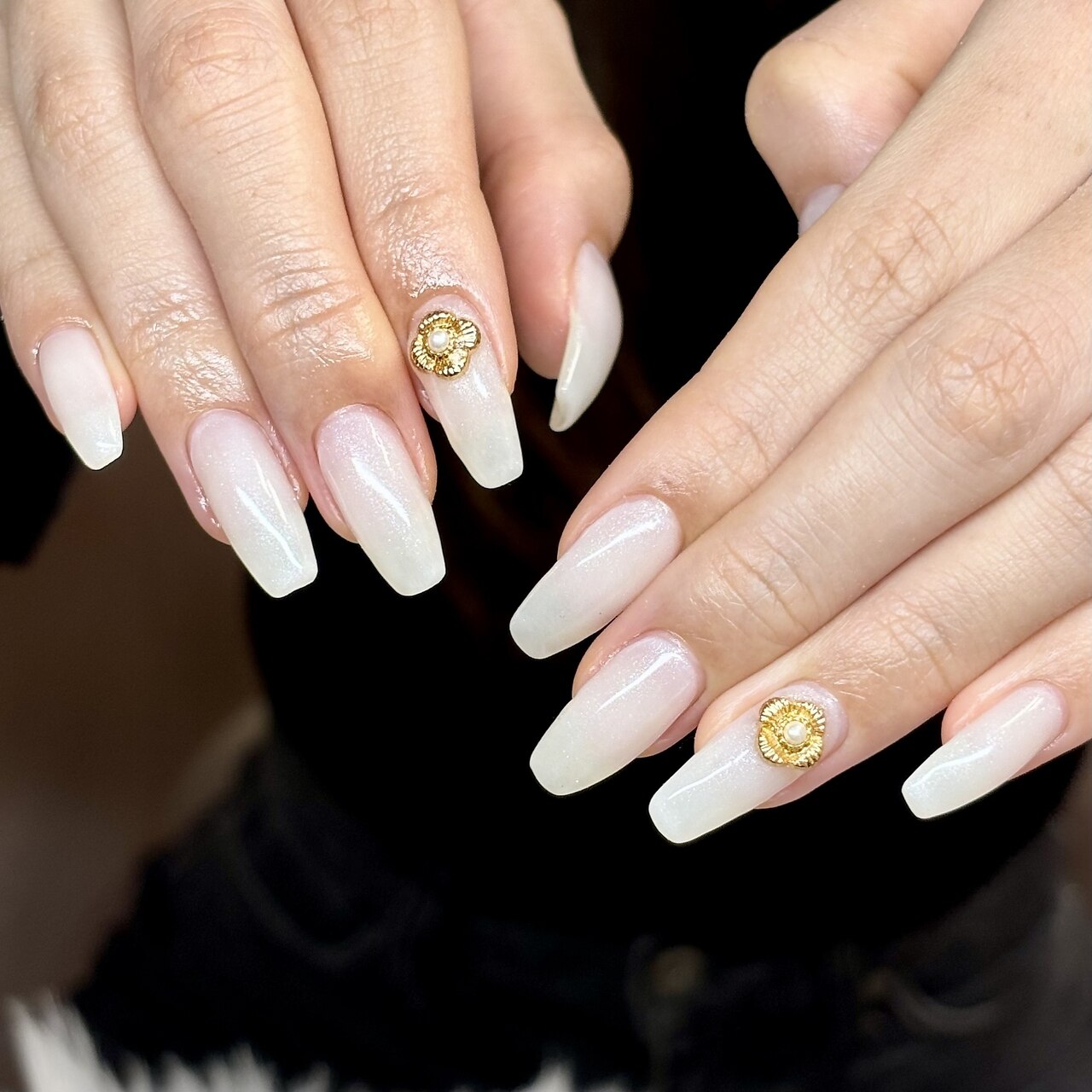 2026年冬トレンド】ホワイト ワンカラー ハンドのネイルデザイン集