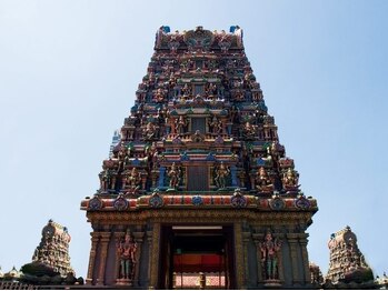 アジアンリラクゼーション ヴィラ 福岡東店(asian relaxation villa)/タイ；スリ・マハマリアマン寺院