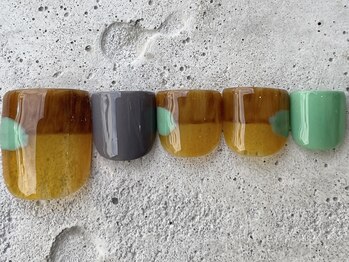 フリークネイル(FREAK Nail)/モダン栗カラー FOOT ¥10000