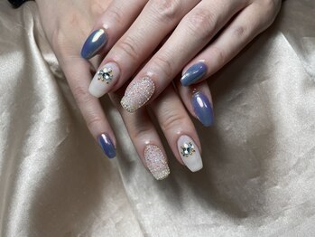 アドレーション(Adoration)/