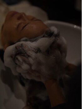 キー 姫路飾磨(key)の写真/【エリア人気◎】本格ヘッドスパで頭・首肩凝りをしっかり解きほぐす◇極上のリラクゼーション時間をご提供