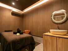 ロカヒ(Lokahi)/エステルーム