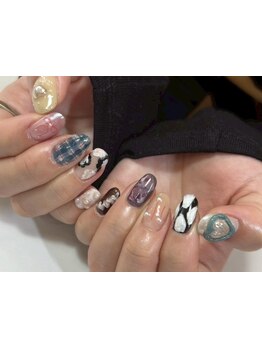 ショートネイルデザインが豊富