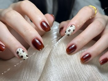 アイリスネイル 大塚(Iris Nail)/ワンカラー+デザイン2本