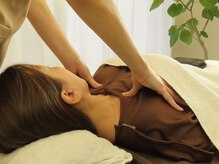 あろまはりきゅう 神楽坂/肩こり・巻き肩の解消に