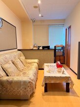 深夜2時まで営業◎仕事帰り・終電後でも夜も通いやすいリラクゼーションサロンです。