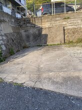 ホタル(hotaru)/コンクリートに停めてください。