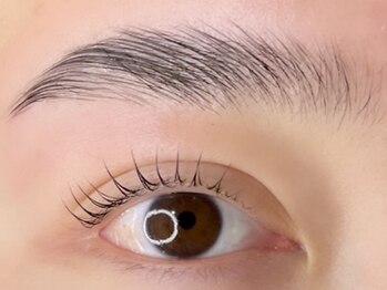 エーワン(a-one)の写真/眉のお悩みはプロにおまかせ！《人気のハリウッドブロウリフト》お顔の骨格にあったデザインで垢抜け眉へ♪