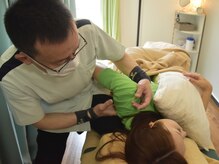 寛和安/横向き施術2