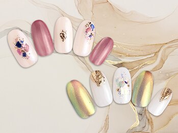 ネイルランド 木場店の写真/繊細～華やかアートまで★アクセサリーのような手書きアートで“あなたらしく”日常を指先から彩り豊かに♪