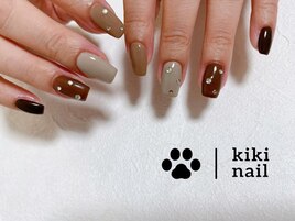 ワンカラーブラウンネイル