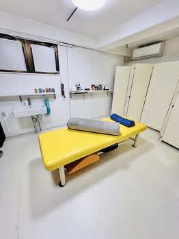 井土ヶ谷整体 浸透/幸せの黄色いベット11