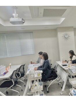 ミヨンラボ(miyon LABO)/日本で唯一ディプロマ取得!