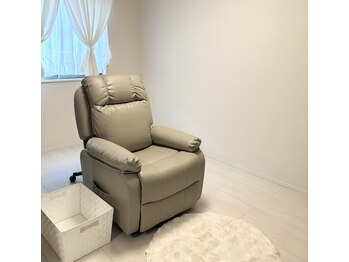 シェリー(Cherie)の写真/会話の有無も選べるマンツーマン施術!完全予約制、1席のみの完全個室で寛げる空間を♪