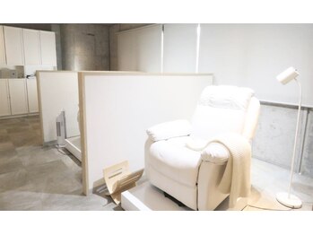 ネプチューン 武蔵小杉店(NEPTUNE)/【店内風景】ふかふかソファ