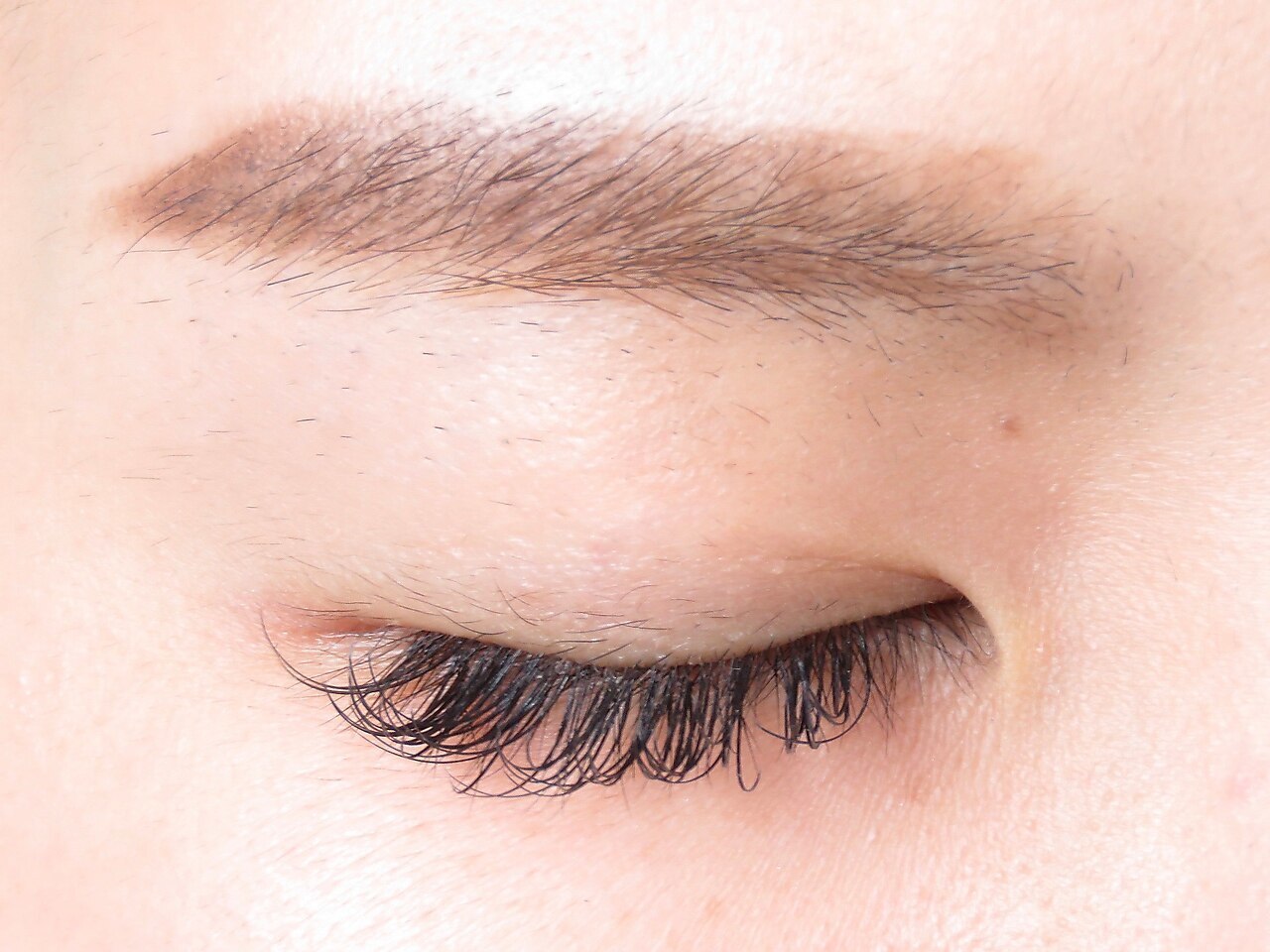 【理想の眉に整える】あなたに似合う眉毛へ★WAXまゆ脱毛で印象UP\4500