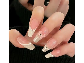 クイーンズビューティーサロン 新宿本店(Queen's beauty salon)/チップ長さだしやりつけ放題