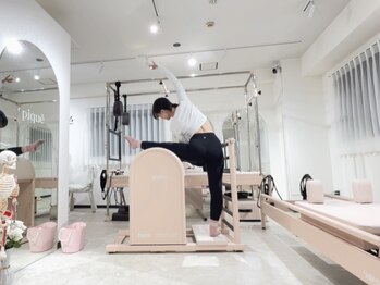 ピケピラティス 東日本橋店(pique pilates)/バレエコアなかわいいスタジオ