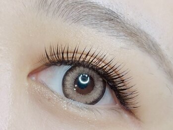 アクロアイトータルビューティ(ACRO eye total beauty)の写真/圧倒的リピート率を誇る人気サロン★[フラット＆ボリュ-ム]つけ放題メニュ-多数ご用意!LEDで最強の持続力◎