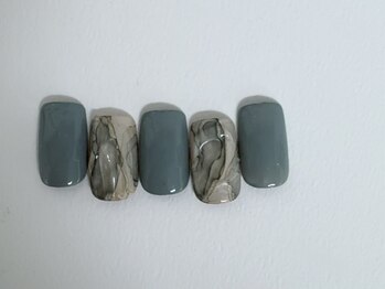 イビズ 新宿店(eviz)/定額デザイン【Basic】