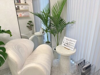 ミミ(MIMI)の写真/光フェイシャルMIXのライトで、脱毛しながら美肌に♪お化粧ノリ、肌トーンもＵＰで毎日のお手入れも楽々♪