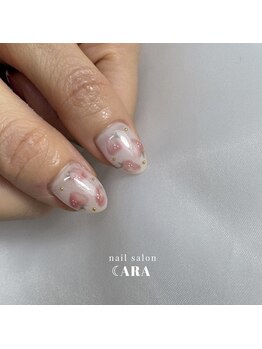カーラ(CARA)/手描きいちごネイル
