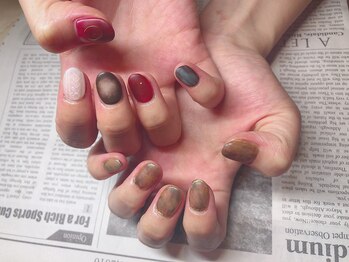 ピピランチェ(PIPIRANCHE)/欲張りアシメネイル