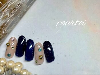 プルトワ(pourtoi)/宝石ネイル