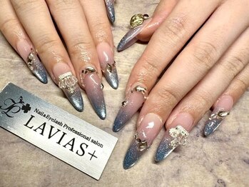 ラヴィアスプラス(LAVIAS+)の写真/《付替オフ全員無料》貴女のなりたい叶えます☆スカルプ派が絶賛する超人気ネイリストによる施術◎