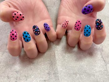 モレリア(morelia)/ドットネイル