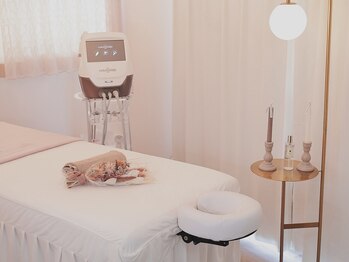 サロン ド ミニョン(salon de mignon)の写真/「憧れを現実に」視線を奪う美脚へ。脂肪撃退！"すっきり太もも"でショートパンツもミニ丈も似合う脚へ◎