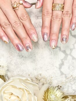 RICHELLE Design Collection