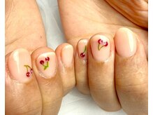 パダアット ヴァラネイル 天神南店(PADA at VALLANAIL)/チェリーネイル/大人キュート