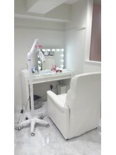 エクシアホワイト 北24条駅前店/