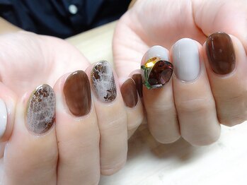 アミュリー ネイル アトリエ(Amury nail atelier)/パイソン ビジュー