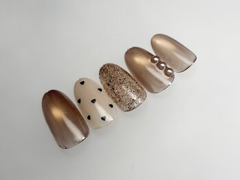 ローズデール アベイユ(ROSEDALE Abeille)/ハートドットネイル