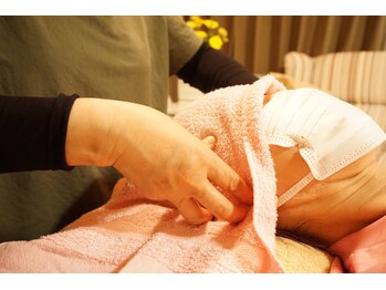 フー(FUU)/もみほぐしの様子