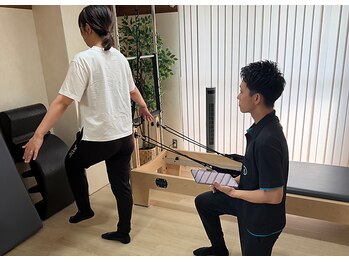 コンディショニングラボ 浦安の写真/【整体×ピラティス】諦めていたツラい首・肩の痛みに！整体×ピラティスの掛け合わせで本質的な改善を◎