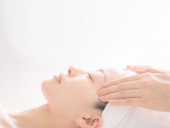 サラティアラ(SaraTiara)の写真/自分史上最高の美肌◎美白＋リフトアップでくすみ改善☆あなたの肌を輝かせる特別な時間を過ごしませんか？