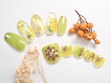 ボボカ(BOVOKA)/ピスタチオカラーの春ネイル